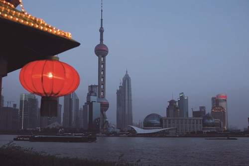 BT 201501 47 Economy China Shanghai